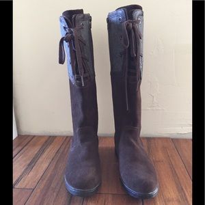 Clark’s Riding Boots size 8 brown suede